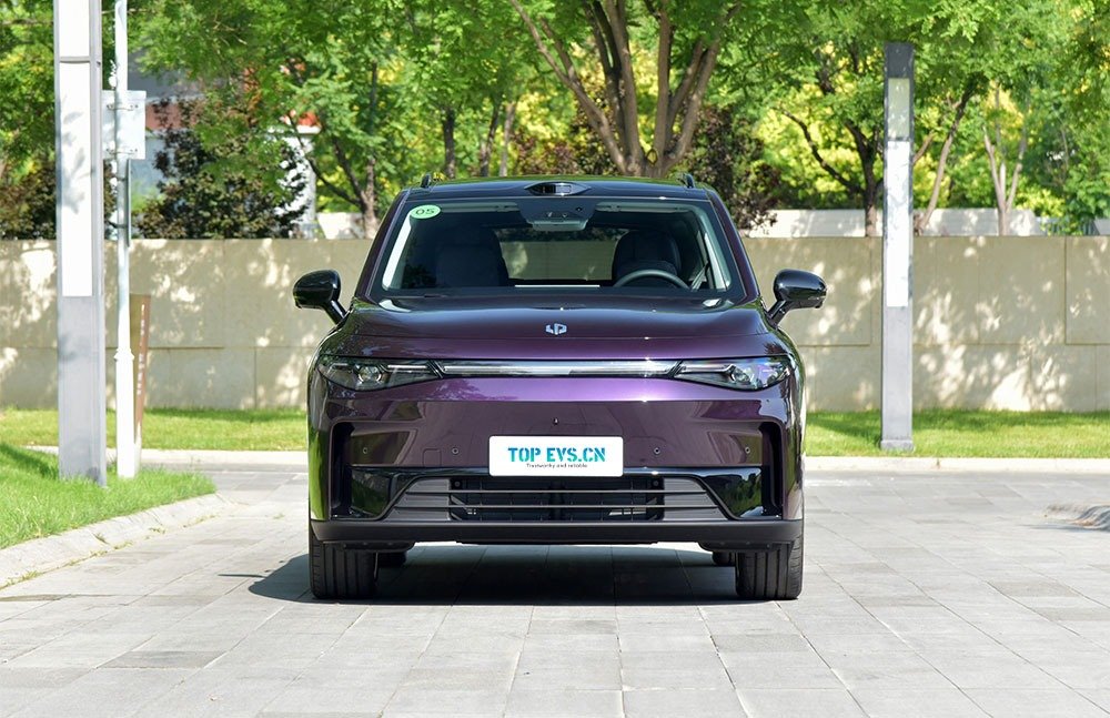 imgi_3_1_3(14) 2026 Leapmotor C16– China Export Vehicle | Chinese Cars in Uzbekistan For Sale - Image 1